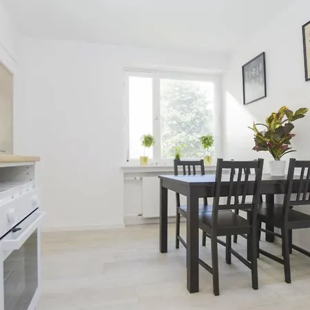 Schoene Schwabing 70m2 Sanierte Apartamento Múnich