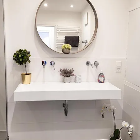 Schoene Schwabing 70m2 Sanierte